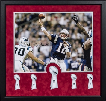 Tom Brady Signed 16x20 Photo In 26x26 Framed Display (Mounted Memories)